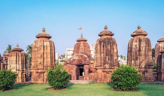 Day 4: Puri – Raghurajpur Heritage Village – Bhubaneswar